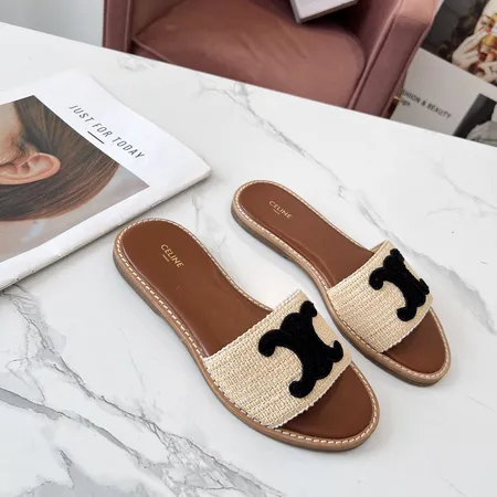 セリーヌ スリッパ