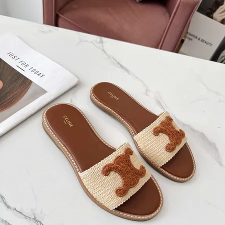 セリーヌ スリッパ