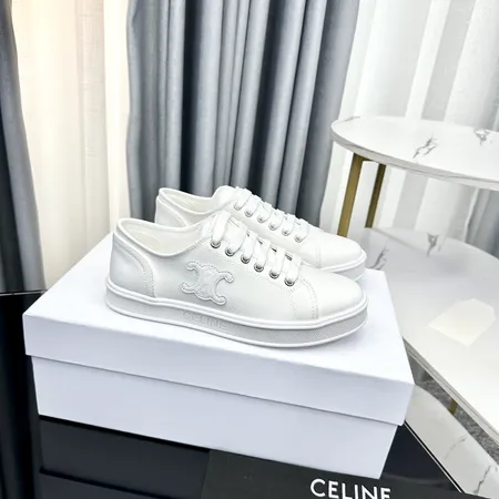 セリーヌ カジュアルシューズ