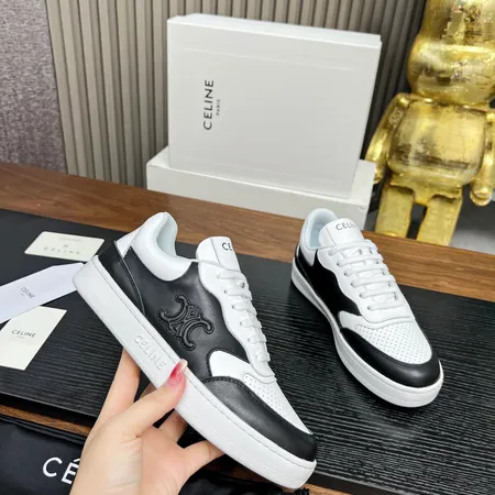 セリーヌ カジュアルシューズ