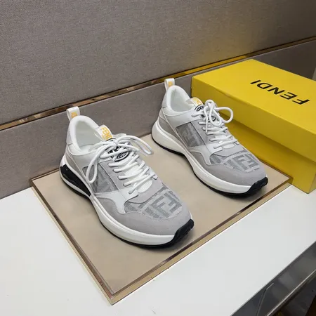 フェンディ スニーカー