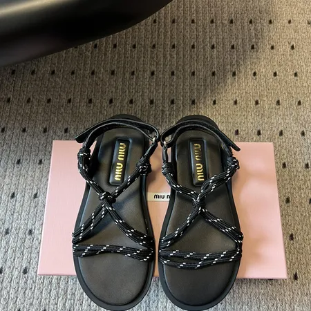 ミュウミュウ サンダル