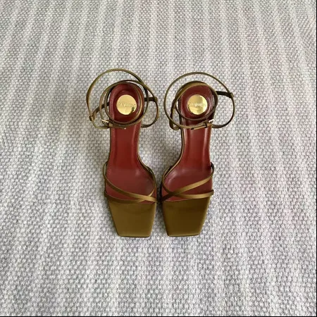 イブサンローラン サンダル