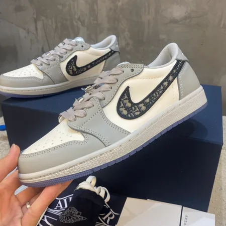 ディオール カジュアルシューズ