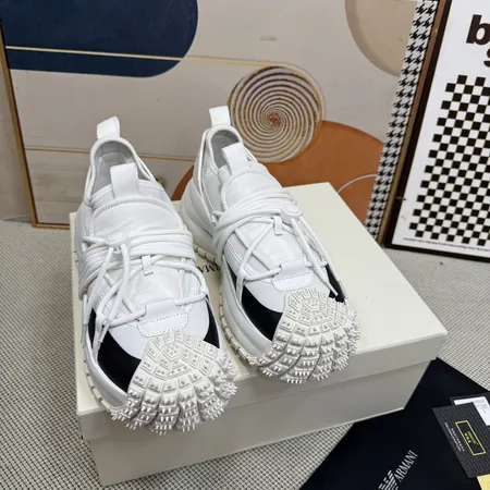 アルマーニ スニーカー