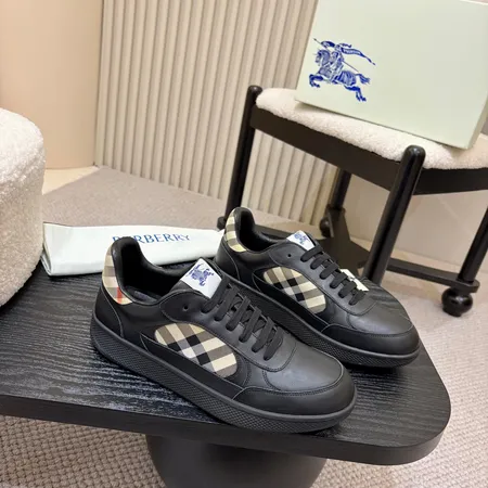 バーバリー ス カジュアルシューズ