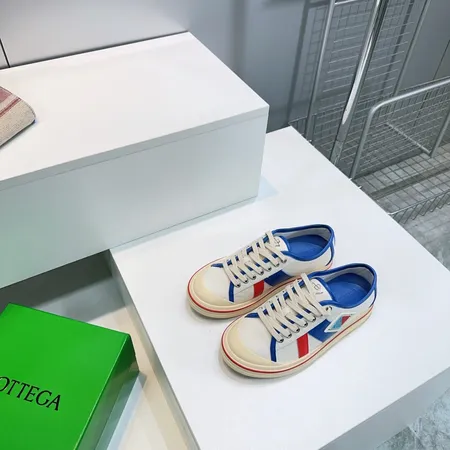 ボッテガ ヴェネタ カジュアルシューズ