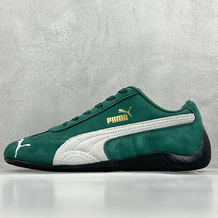 プーマ スニーカー