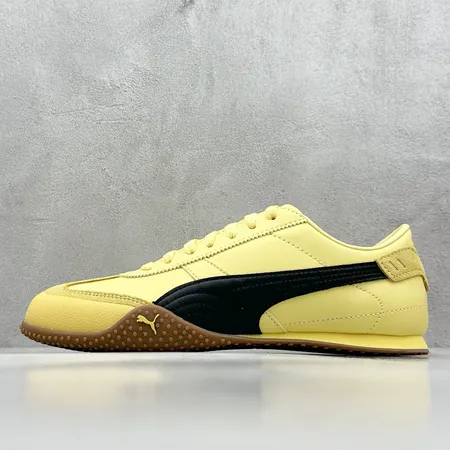 プーマ スニーカー