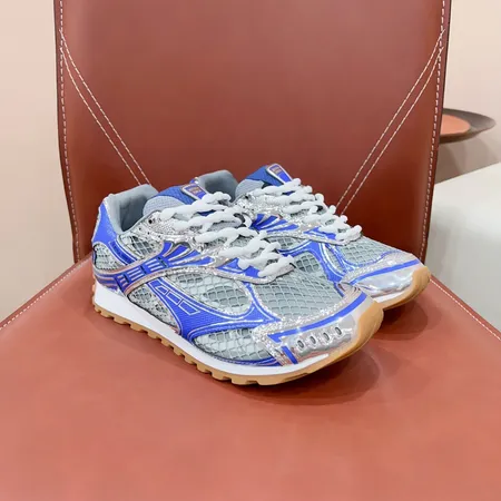 ボッテガ ヴェネタ カジュアルシューズ