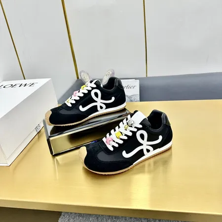 ロエベ カジュアルシューズ