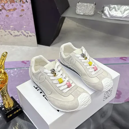 ロエベ カジュアルシューズ