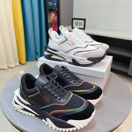 ヴェルサーチ スニーカー