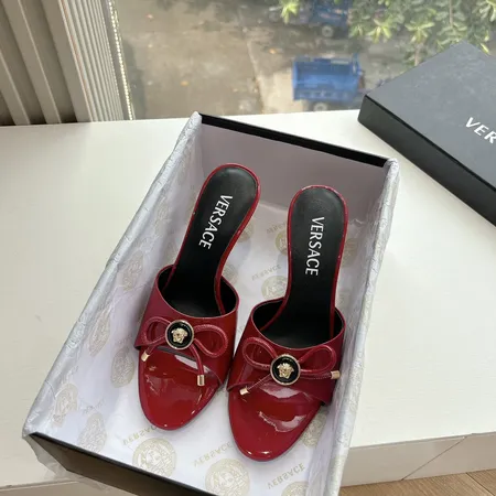 ヴェルサーチ サンダル