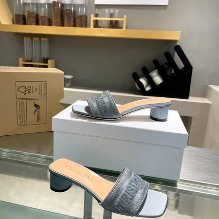 ディオール サンダル