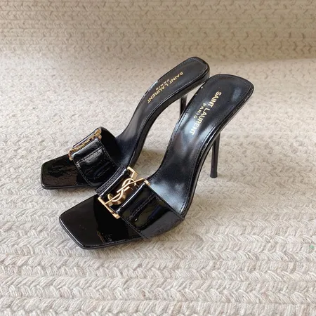 イブサンローラン サンダル