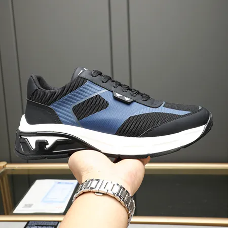 アルマーニ スニーカー