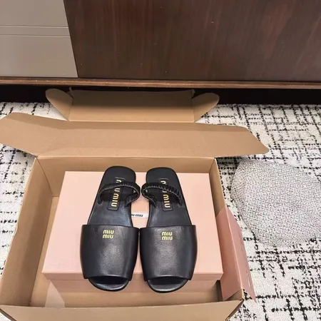 ミュウミュウ スリッパ