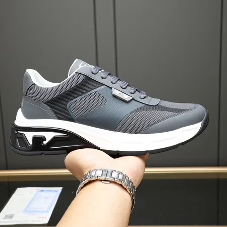 アルマーニ スニーカー