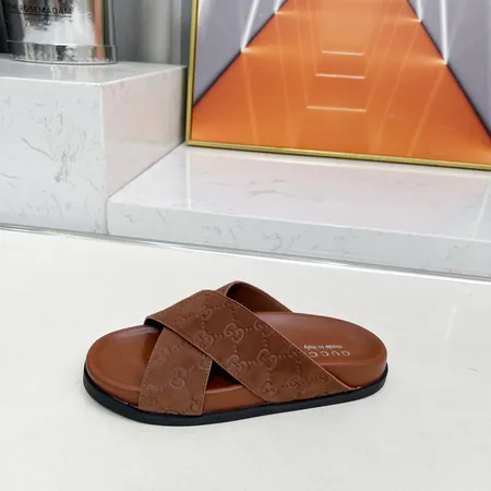 グッチ スリッパ