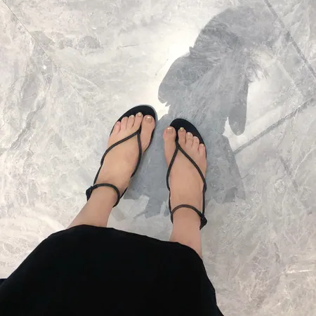 イブサンローラン サンダル