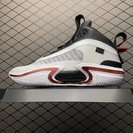 エアジョーダン スニーカー