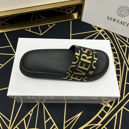 ヴェルサーチ スリッパ