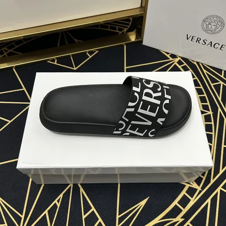 ヴェルサーチ スリッパ