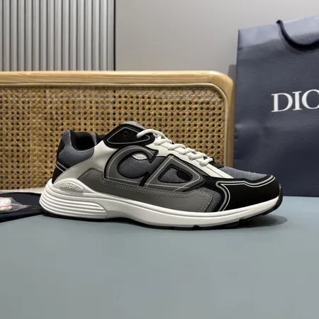 ディオール スニーカー