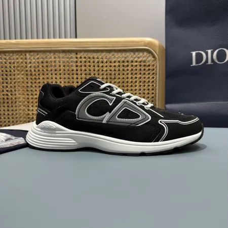 ディオール スニーカー