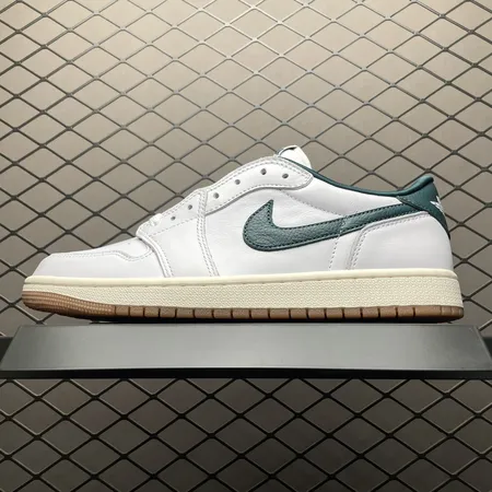 エアジョーダン スニーカー