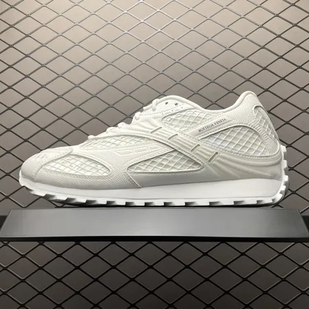 ボッテガ ヴェネタ カジュアルシューズ