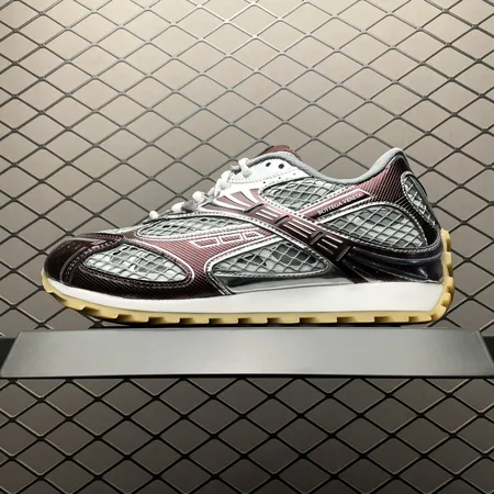 ボッテガ ヴェネタ カジュアルシューズ