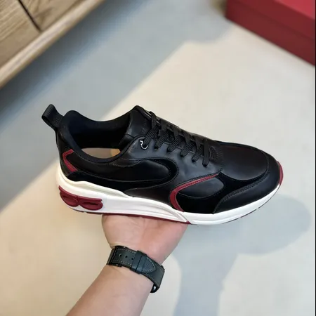 フェラガモ カジュアルシューズ