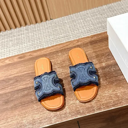 セリーヌ スリッパ