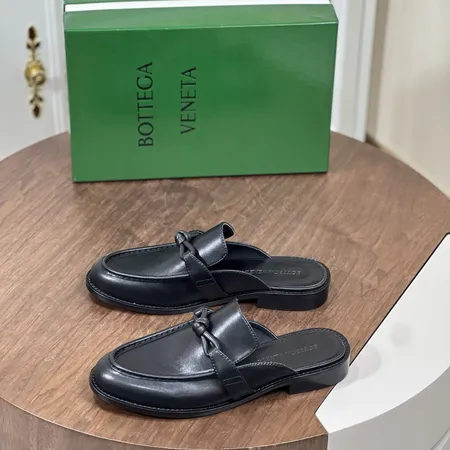 ボッテガ ヴェネタ スリッパ