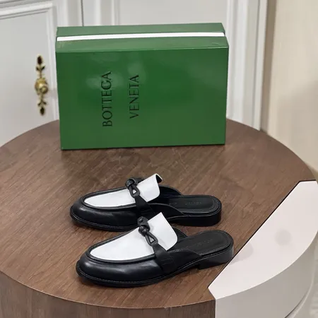 ボッテガ ヴェネタ スリッパ