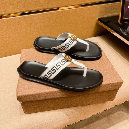 ヴェルサーチ スリッパ