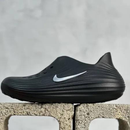 ナイキ スリッパ