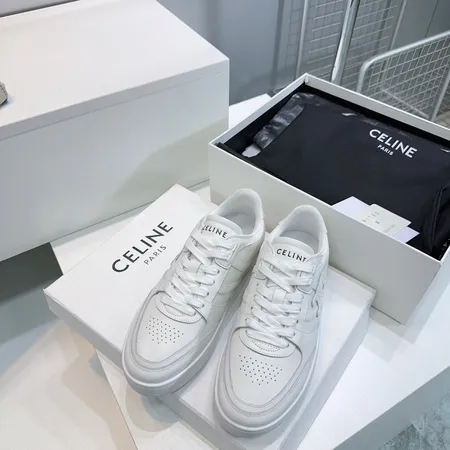 セリーヌ カジュアルシューズ