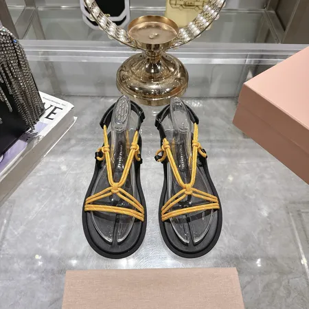 ミュウミュウ サンダル