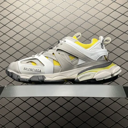 バレンシアガ スニーカー