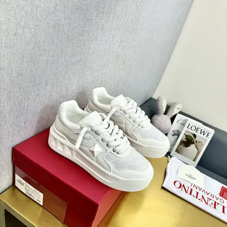 ヴァレンティノ カジュアルシューズ