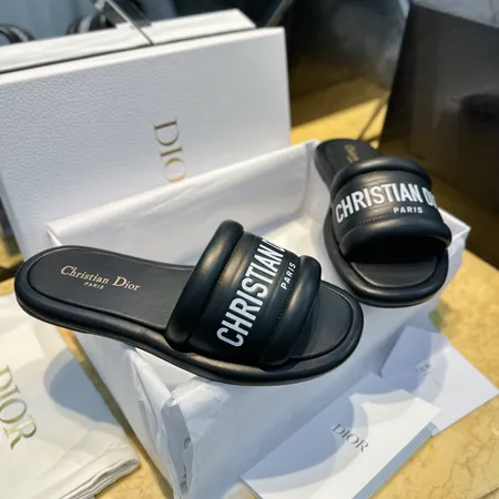 ディオール スリッパ