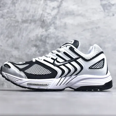 ナイキ スニーカー