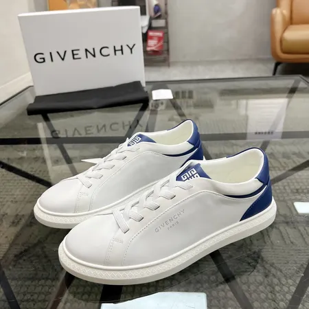 ジバンシィ カジュアルシューズ