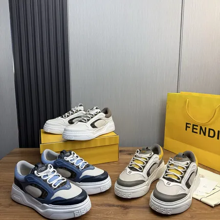 フェンディ カジュアルシューズ