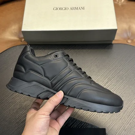 アルマーニ カジュアルシューズ