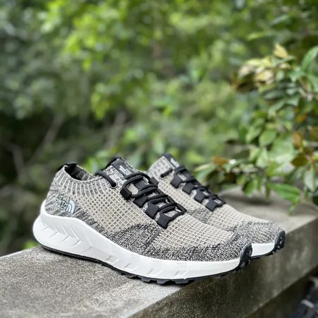 ノースフェイス スニーカー