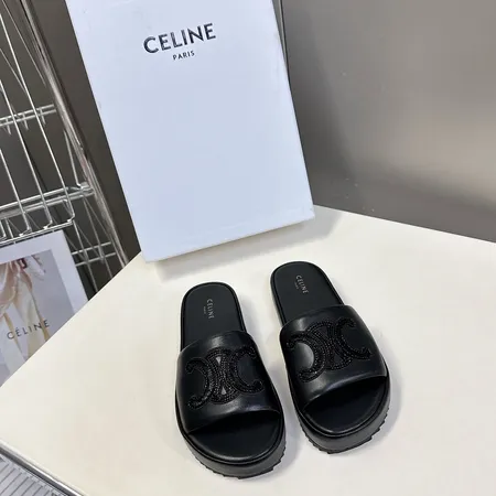 セリーヌ スリッパ